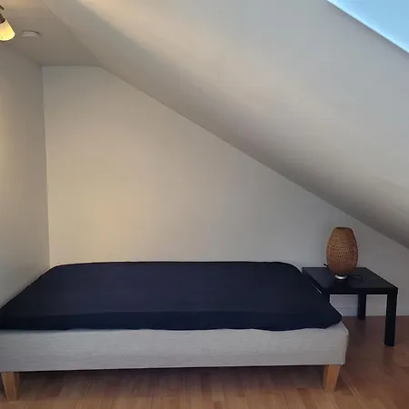 Luftig 4-roms I Holiday home Kristiansand